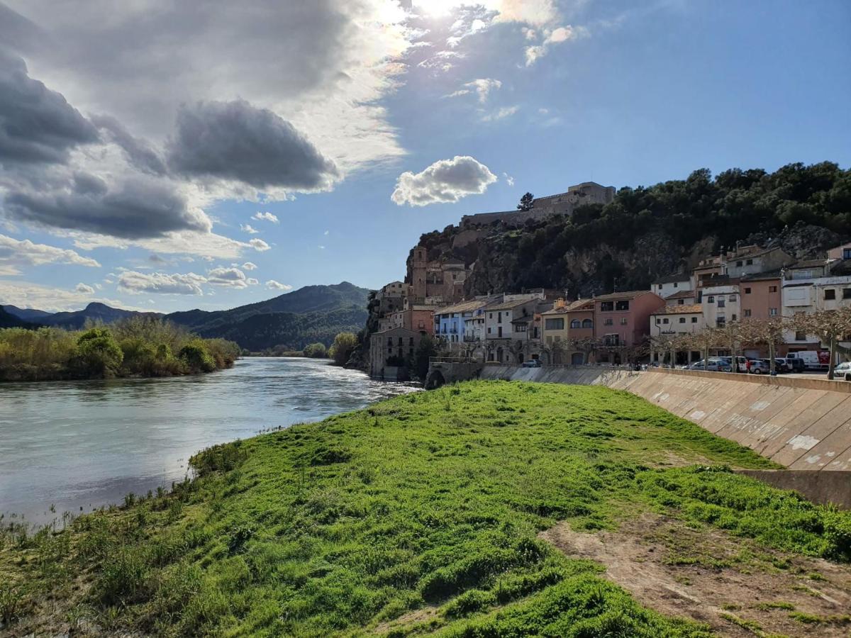 Casa En La Valleta Ginestar Εξωτερικό φωτογραφία